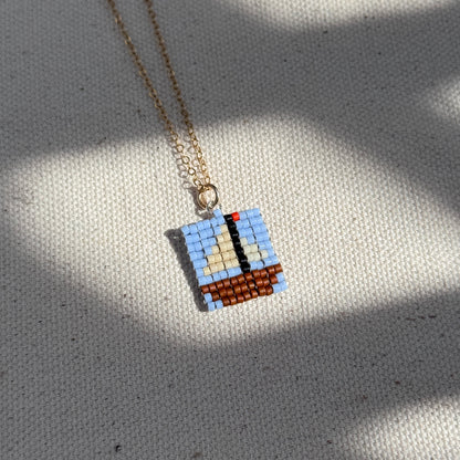 Beaded Pendant Necklace - Sailing Away