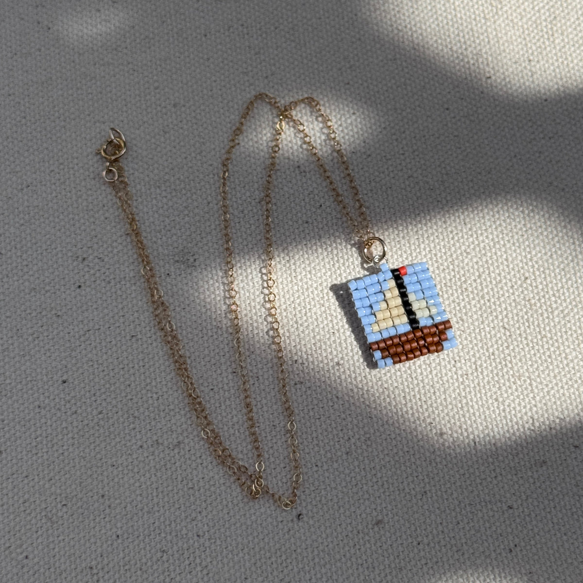 Beaded Pendant Necklace - Sailing Away